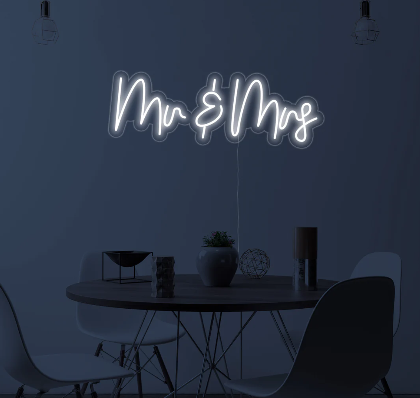 "Mr and Mrs" Neon Sign